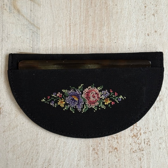 2pc Vintage Beauty Mate Floral Petit Point Mirror Comb & Notebook Germany - Picture 5 of 7